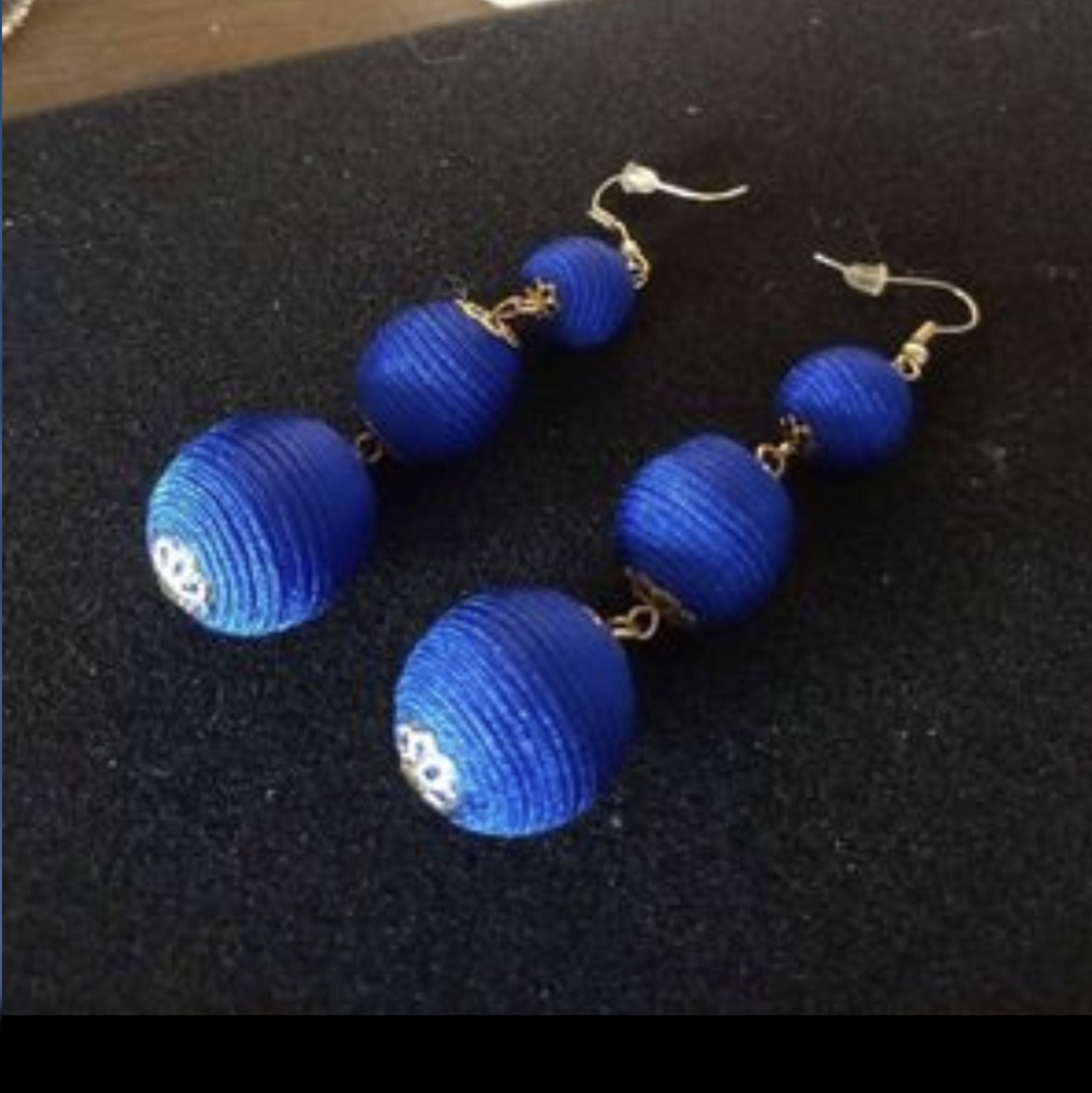 Beautiful Royal Blue Dangling Earrings. Approximately 3" Long.